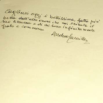 la dedica di Andrea Camilleri  (foto: francesco cogotti)