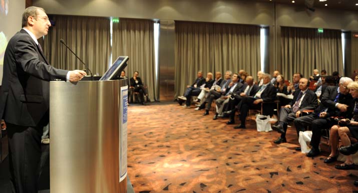 Cagliari, 23 ottobre 2014 - il prof. Vassilios Fanos