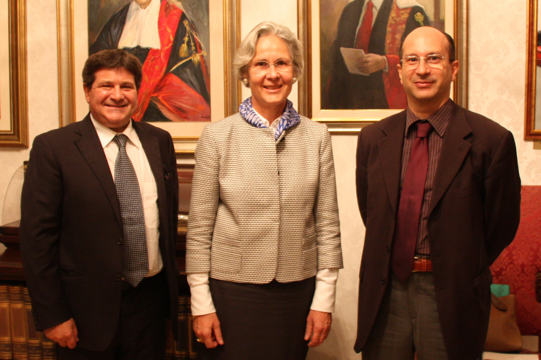 28 ottobre 2015 - i pro rettori Francesco Mola e Ignazio Putzu ricevono Susanne Wasum-Rainer (foto: ivo cabiddu)