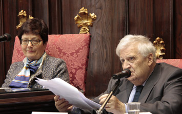 l&rsquo;intervento del prof. Antonio Zanfarino (Firenze), presiede la prof.ssa Anna Lazzarino Del Grosso (Genova)