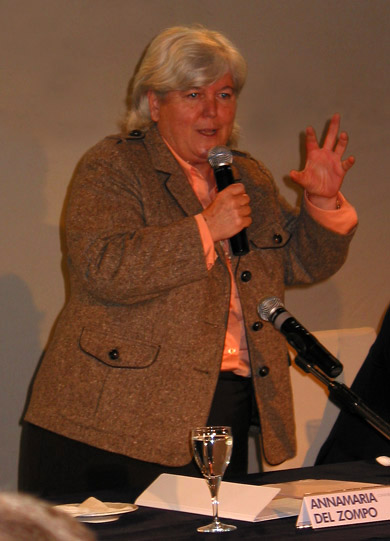 Cagliari, 20 aprile 2007 - intervento di Maria Del Zompo al convegno Sardegna Digitale (foto: IC - ufficio stampa e web)