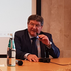 Francesco Mola: "Una situazione di incertezza a causa di elementi esterni. Il Rapporto Crenos &egrave; un punto di riferimento per chi deve prendere le decisioni politiche"