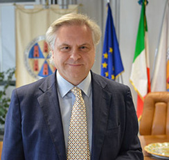 Il professor Luca Brunese, rettore dell'Universit&agrave; del Molise