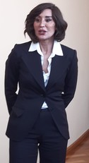 La ministra Anna Maria Bernini. Alla cerimonia presenti anche i parlamentari Emilio Floris, Marco Meloni e Alessandra Galloni (senatori), con Ugo Cappellacci, Francesca Ghirra, Silvio Lai e Gianni Lampis (deputati)