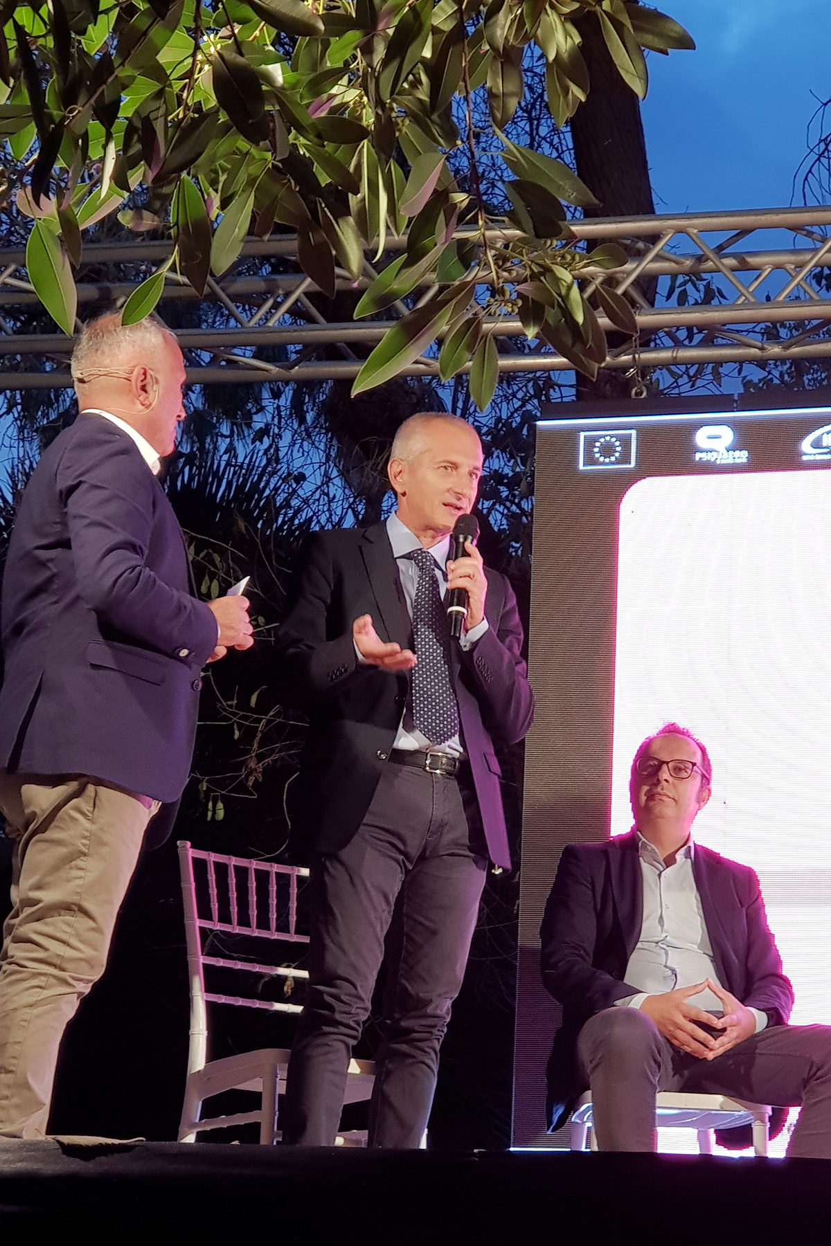 Il saluto del professor Gianluigi Bacchetta, direttore dell'Orto botanico di Cagliari