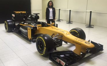 Sara Cabitza, laureata di UniCa e oggi progettista di Formula1