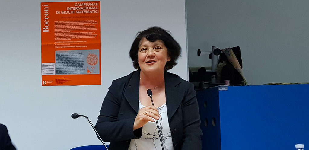 la professoressa Maria Polo, responsabile dei Giochi matematici per la sede di Cagliari