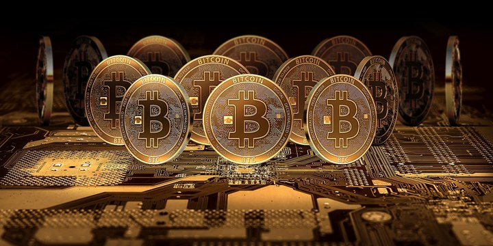 Il Bitcoin &egrave; una criptovaluta e un sistema di pagamento mondiale creato nel 2009 da un anonimo inventore, noto con lo pseudonimo di Satoshi Nakamoto.