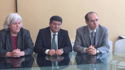 Il Rettore, il Prorettore Mola, il coordinatore del Presidio per la Qualit&agrave; Elio Usai