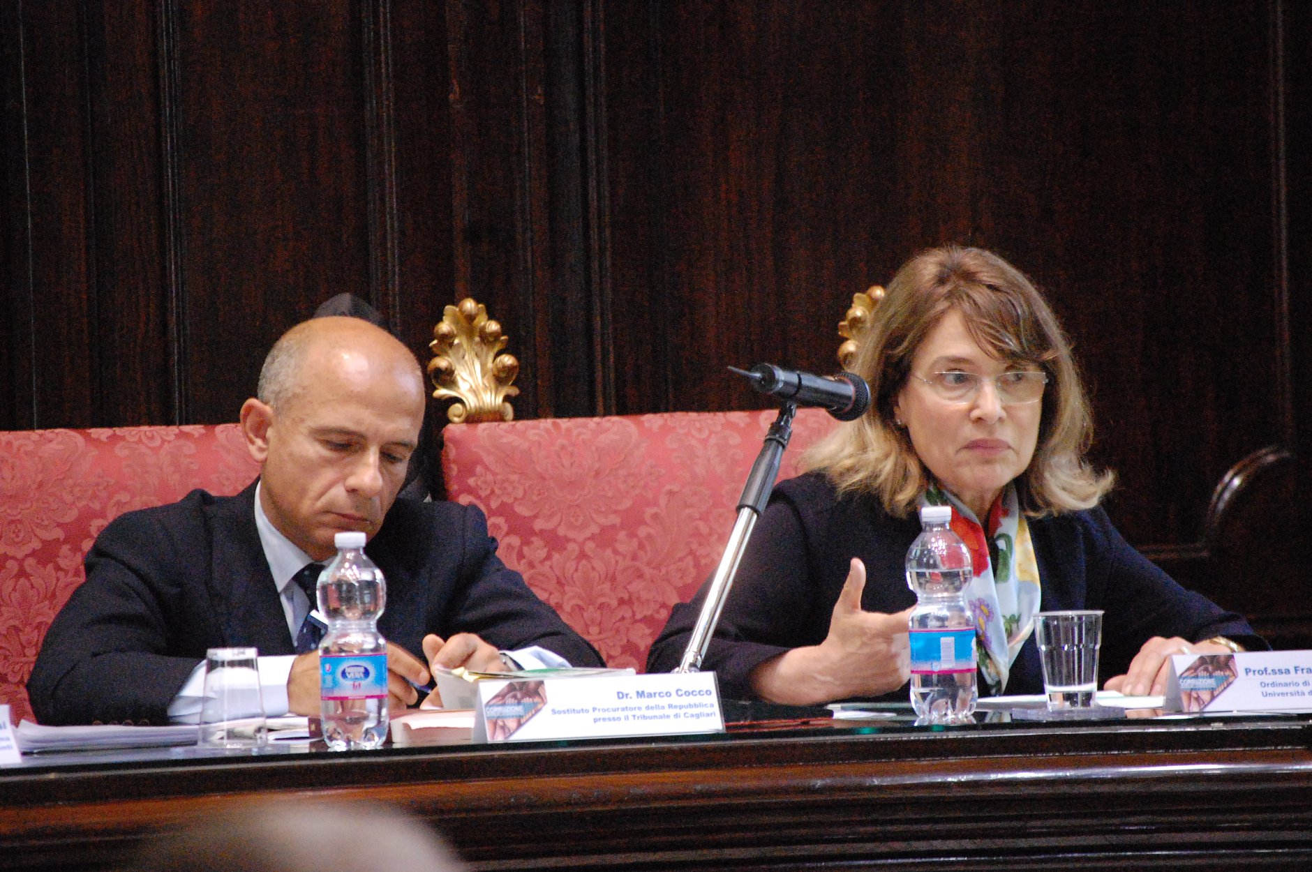 Le immagini della tavola rotonda di alto profilo in Rettorato, organizzata con la Guardia di Finanza, ha approfondito tutti gli aspetti del problema.