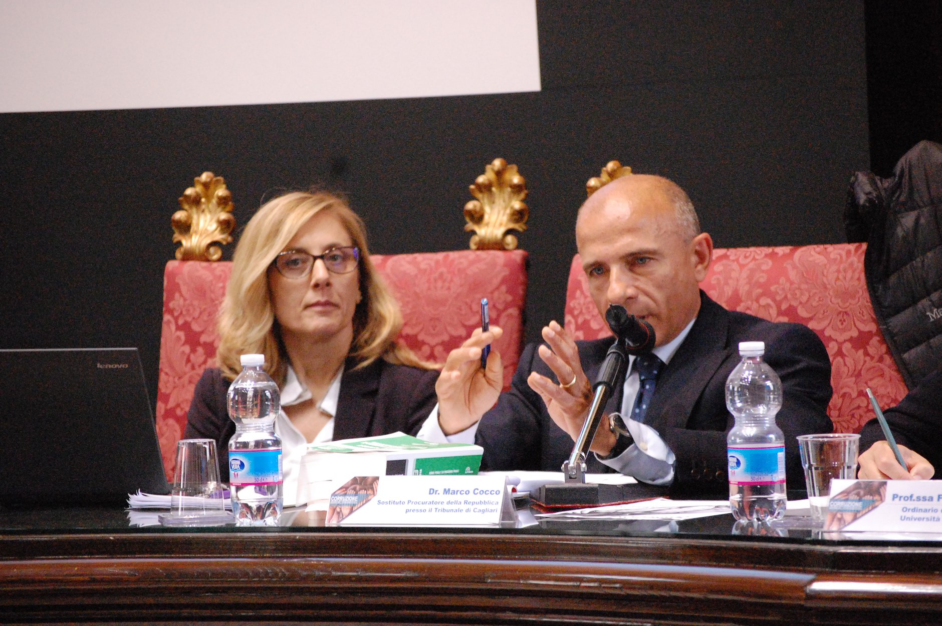 Le immagini della tavola rotonda di alto profilo in Rettorato, organizzata con la Guardia di Finanza, ha approfondito tutti gli aspetti del problema.