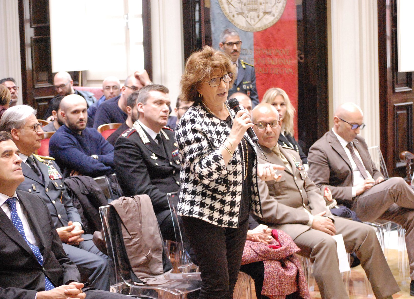 Le immagini della tavola rotonda di alto profilo in Rettorato, organizzata con la Guardia di Finanza, ha approfondito tutti gli aspetti del problema.