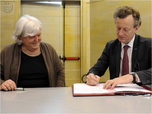 La firma dell'accordo con ASI