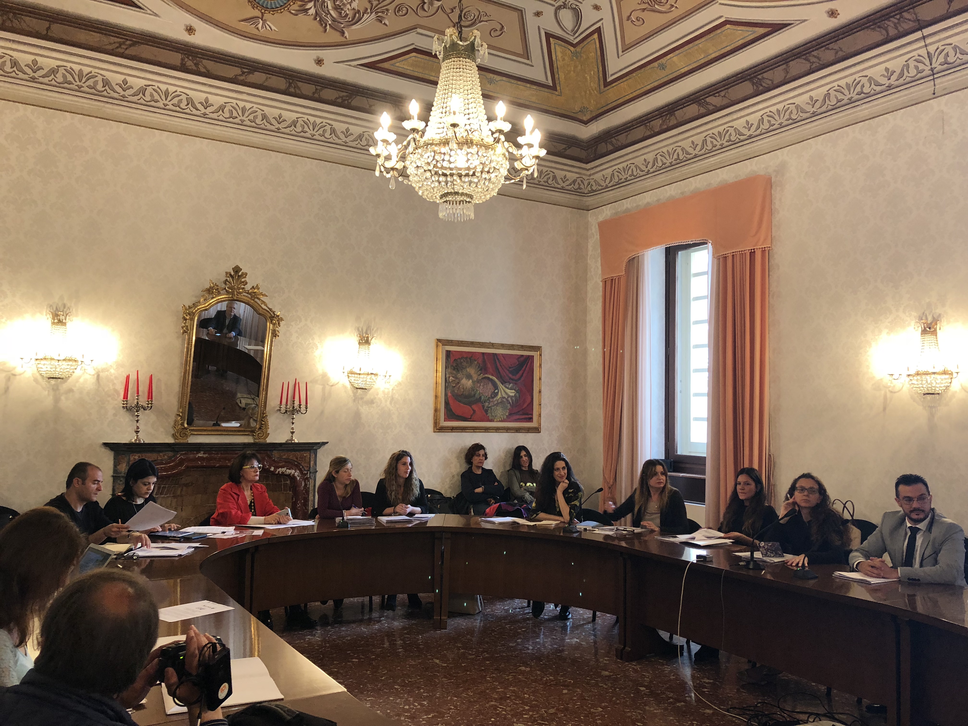 Le immagini della conferenza stampa per la presentazione del festival dedicato alle arti visive