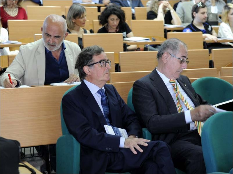 Umberto Aime, La Nuova Sardegna (in alto), Giovanni Melis e Francesco Boggio, docenti della Facolt&agrave; di Scienze economiche, giuridiche e politiche