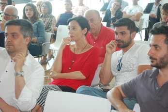 Gli assessori Yuri Marcialis e Francesca Ghirra. A destra Matteo Lecis Cocco-Ortu