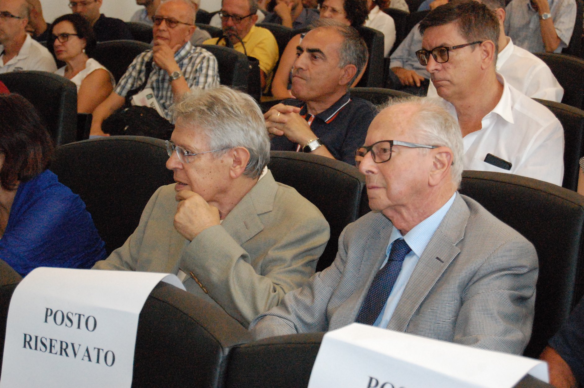 Le immagini dell'incontro con Carlo Cottarelli, nell'Aula Maria Lai della facolt&agrave; di Scienze Economiche, Giuridiche e Politiche.