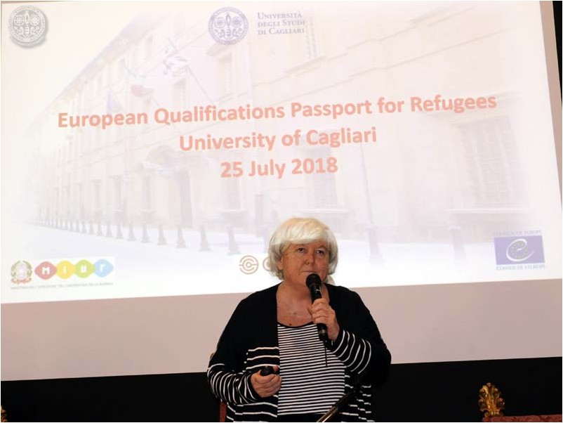 Nelle immagini di Francesco Cogotti la cerimonia di consegna dei passaporti europei per le qualifiche ai rifugiati e richiedenti asilo, che si &egrave; svolta questa mattina nell'Aula Magna del Rettorato