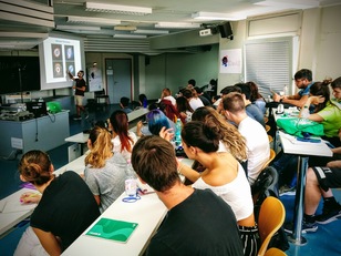 In aula al Dipartimento di Fisica