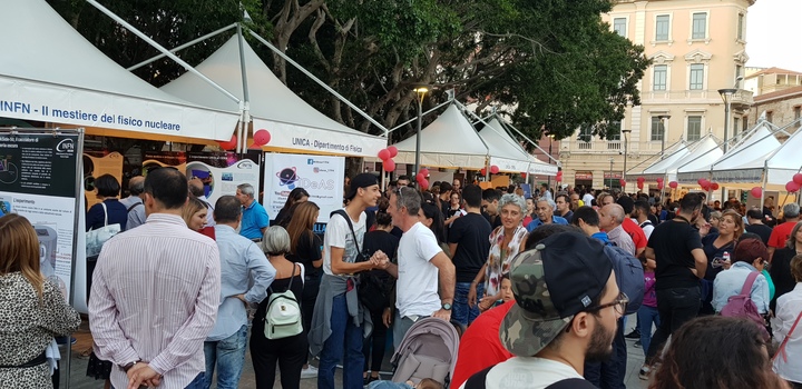 Scolaresche, famiglie, cittadini in una felice condivisione con studenti e ricercatori