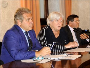 Un'altra immagine della conferenza stampa