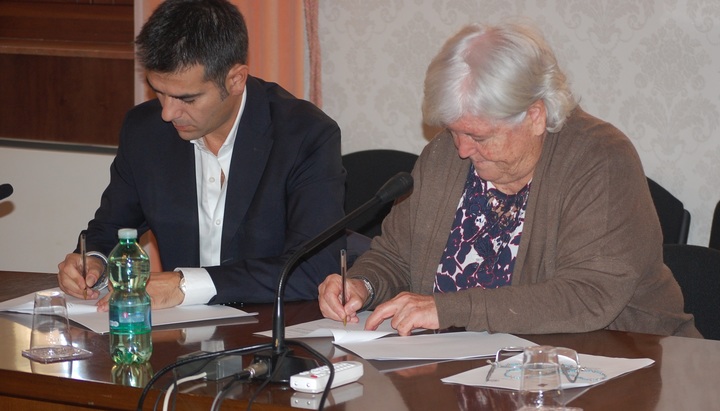 La firma dell'Accordo