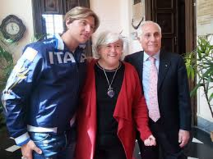 Cagliari. Valerio Aspromonte (nazionale e olimpionico di scherma) Maria Del Zompo e Gianfranco Fara durante la presentazione del progetto di rilievo nazionale "Chent'annos in salude". Foto archivio unica.it