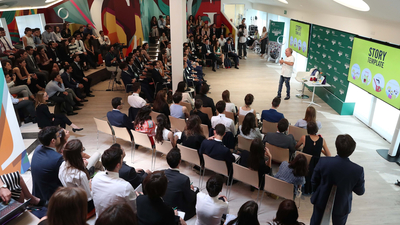 Cagliari. Una fase delle lezioni-incontro dei clabbers tenutasi nell'aula 58 della facolt&agrave; di Studi umanistici