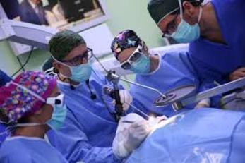 La squadra cagliaritana all'opera dal blocco operatorio del Policlinico