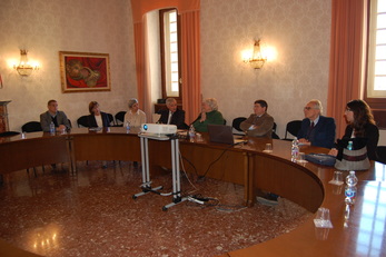 Giovanni De Giudici, Fabrizia Biggio, Rosa Cidu, Tarcisio Agus, il Rettore Maria Del Zompo, il Prorettore vicario Francesco Mola, Aldo Pavan e Patrizia Modica
