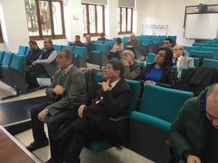 In prima fila, il Prorettore Mola e il prof. De Giudici