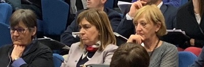 Pula. Da sinistra, le professoresse Monduzzi, Sinico e Fadda nell'auditorium intitolato al genetista "Giuseppe Pilia"