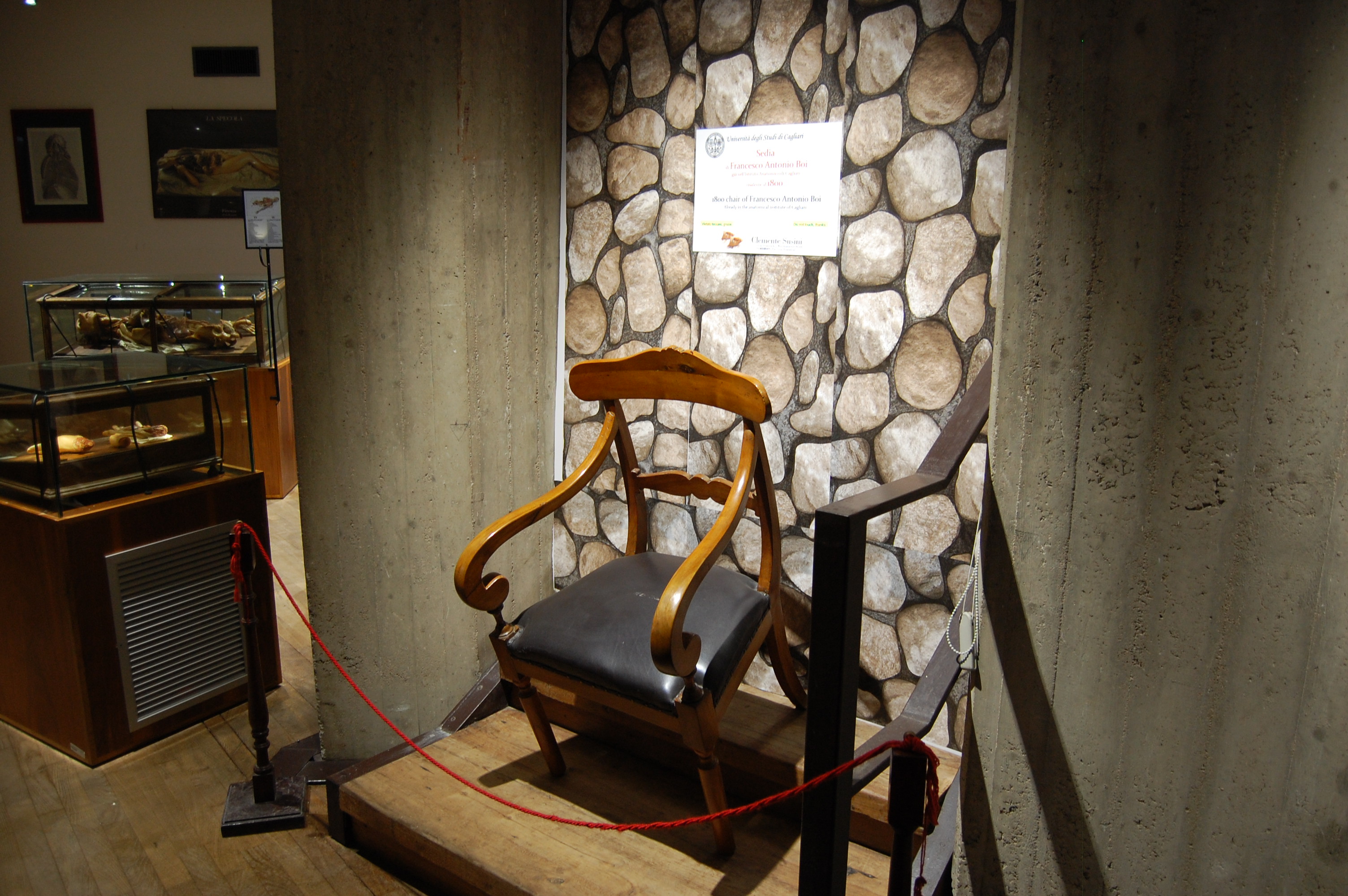 Immagini dell'inaugurazione della Mostra di rari volumi donati da Giuseppe Sterzi