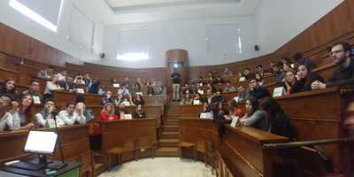 Cagliari. Una fase dei lavori della giuria che nei giorni scorsi al Teatro anatomico ha decretato le start up con le idee migliori