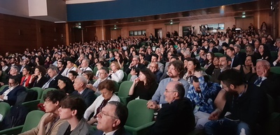 Cagliari. Il Teatro Massimo gremito all'inverosimile per l'atto conclusivo della sesta edizione del CLab