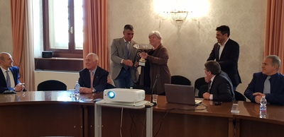 Il medagliere 2018 passa di mano. Da Corrado Zoppi a Maria Del Zompo. Il rettore lo consegner&agrave; ai vincitori di AteneiKa 2019