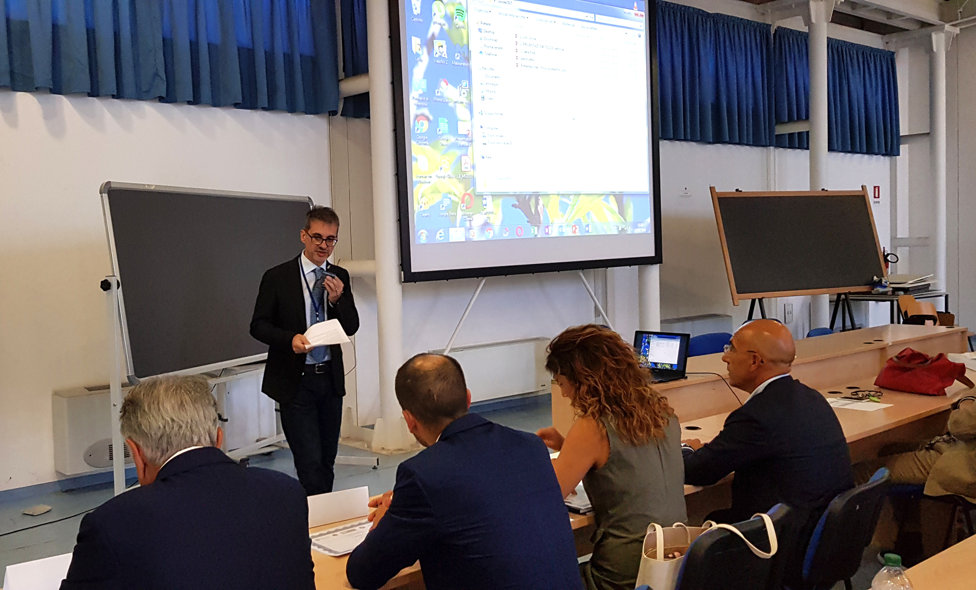 Consegna premi ai migliori laureati del corso triennale in Ingegneria Chimica