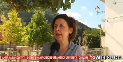 La professoressa Anna Maria Colavitti (docente di Tecnica e pianificazione urbanistica - Dicaar) intervistata a Gairo per il servizio di Daniela Usai su Videolina