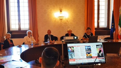 Una fase della conferenza stampa di presentazione dell'evento tenutasi nella sala consiglio del rettorato