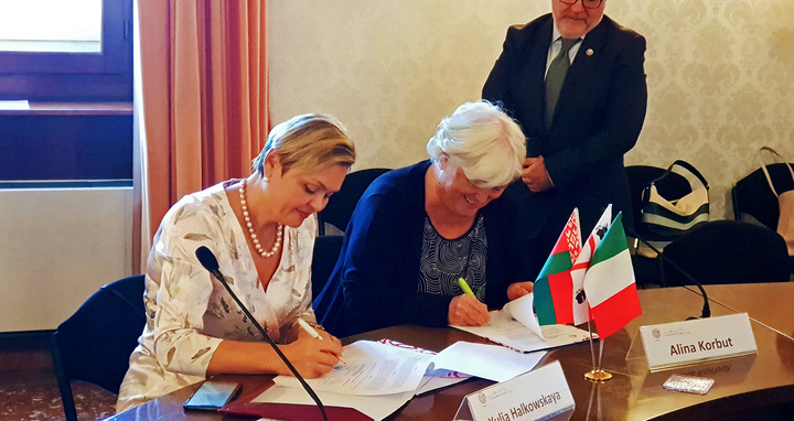 Cagliari, marted&igrave; 10 ottobre 2019 - La firma della nuova convenzione nella Sala del Consiglio di Amministrazione del Rettorato di Cagliari (via Universit&agrave;)