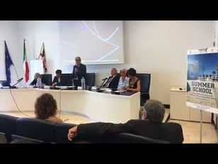 Cagliari. Una fase dei lavori della Summer school della facolt&agrave; di Scienze economiche, politiche e giuridiche: a Isili sono attesi anche i futuri giuristi maturati all'Universit&agrave; di Cagliari
