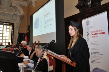 Stefania Lecca questa mattina ha parlato a nome di tutto il personale tecnico, amministrativo e bibliotecario dell'Ateneo