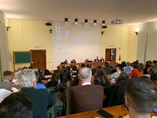 Valerio de Cesaris insegna Storia contemporanea all'Universit&agrave; per Stranieri di Perugia