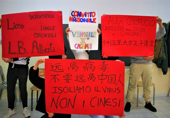I cartelli preparati dagli studenti cagliaritani dei corsi di lingua cinese
