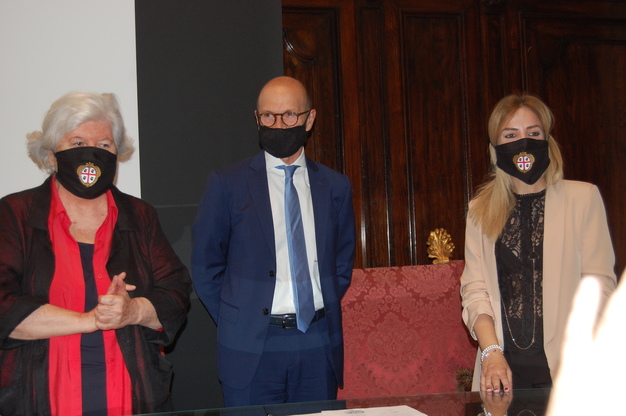 Maria Del Zompo, Gianni Fenu e Valeria Satta, assessore regionale agli Affari generali, Personale e Riforma