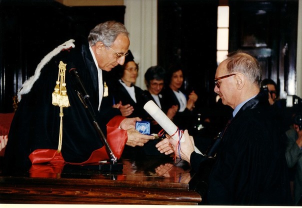 Il conferimento della laurea honoris causa