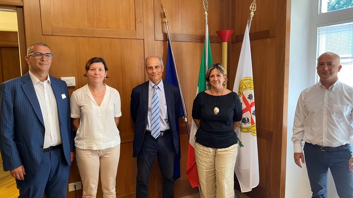 Giacomo Cao (al centro) con il Cda uscente del CRS4