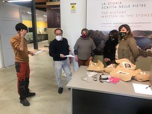 La consegna dei kit a Carbonia