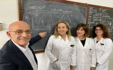 Il professor Orr&ugrave; con le ricercatrici Miriam Loddo, Alessandra Scano e Sara Fais