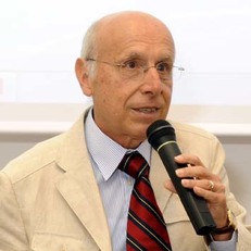 Francesco Sitzia. Emerito di diritto romano &egrave; stato anche preside di Giurisprudenza